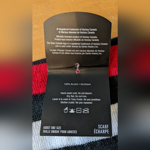 Team Canada Scarf NWT. - Picture 4 of 5